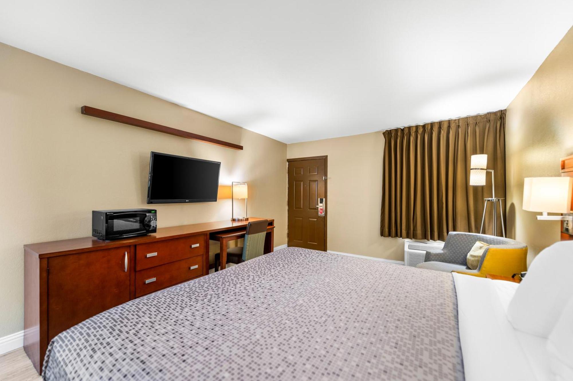 Econo I-30 Lodge *